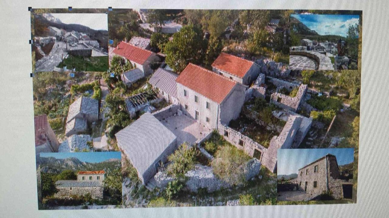 ヘルツェグ・ノヴィ Old House Djurovicヴィラ エクステリア 写真