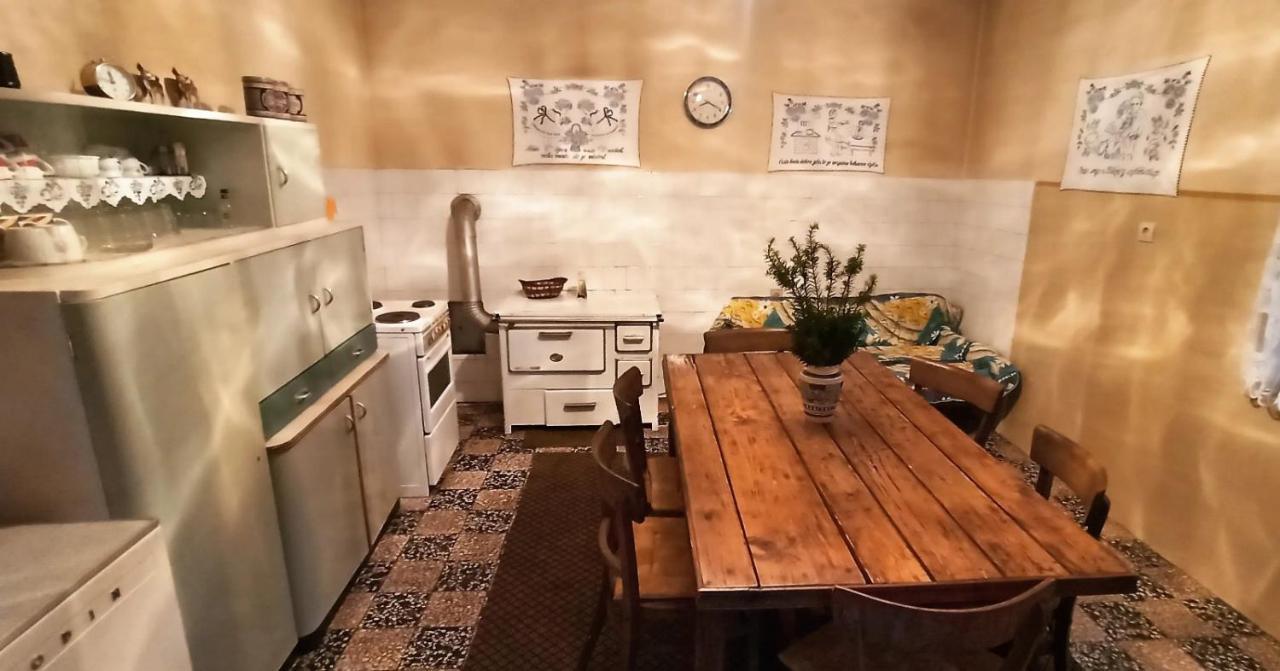ヘルツェグ・ノヴィ Old House Djurovicヴィラ エクステリア 写真