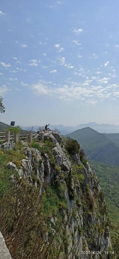 ヘルツェグ・ノヴィ Old House Djurovicヴィラ エクステリア 写真